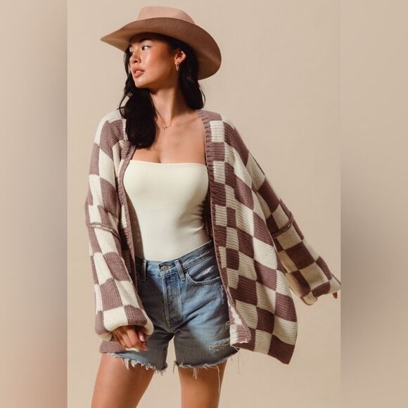 899. CHECK PLAID CARDIGAN SWEATER - Picture 10 of 12